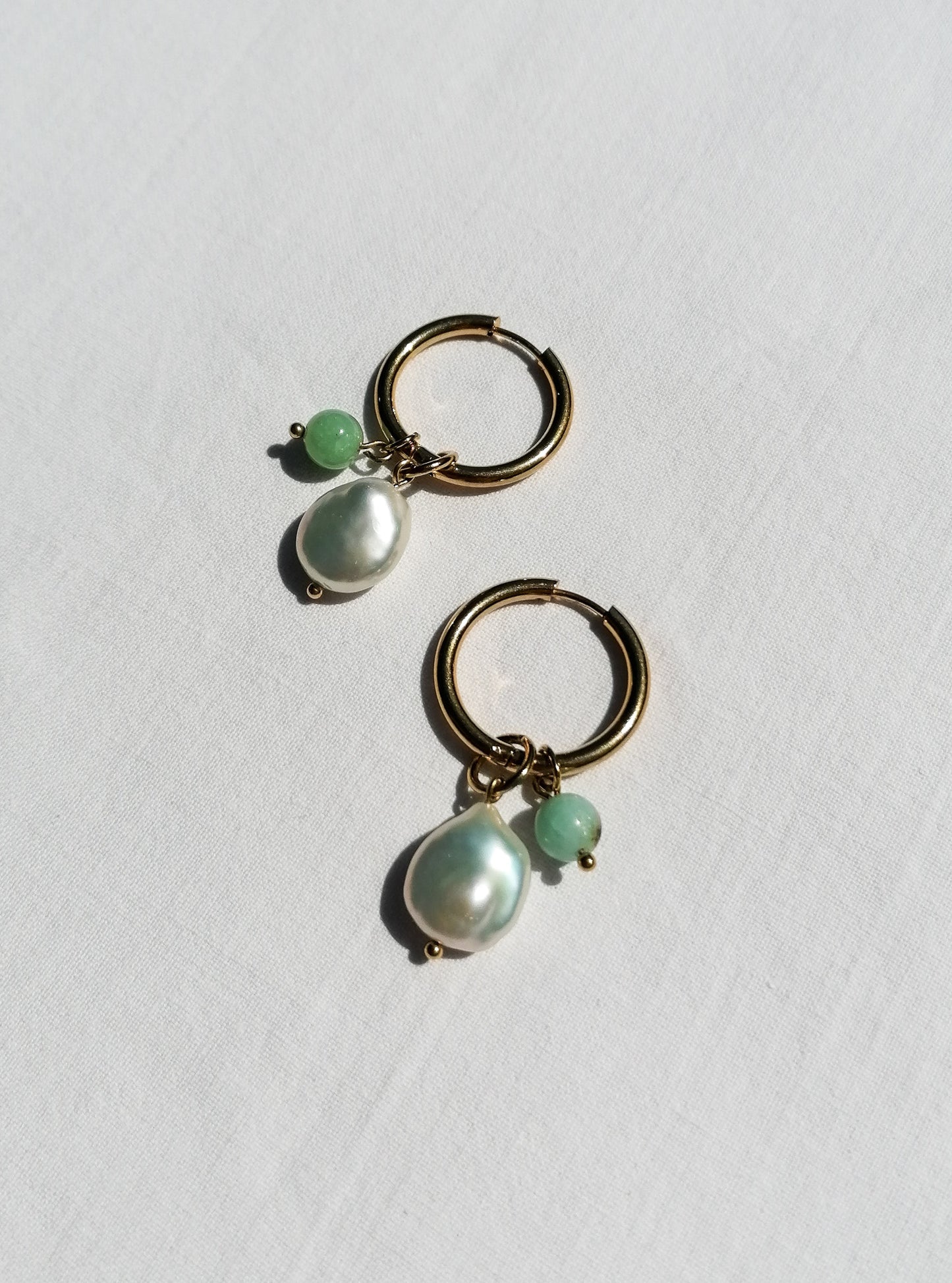 Chrysoprase & pearl earrings