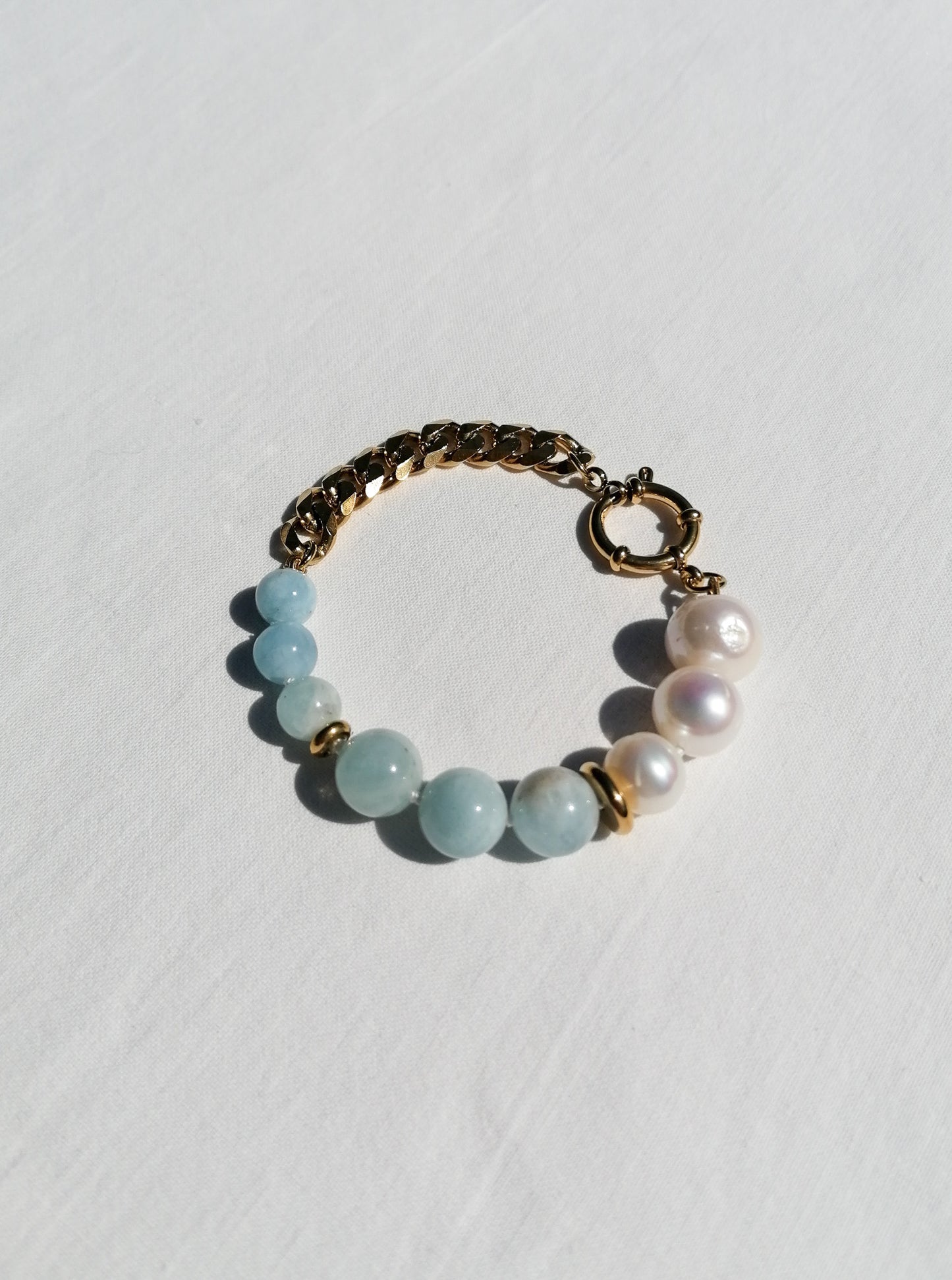 Aquamarine & pearl bracelet