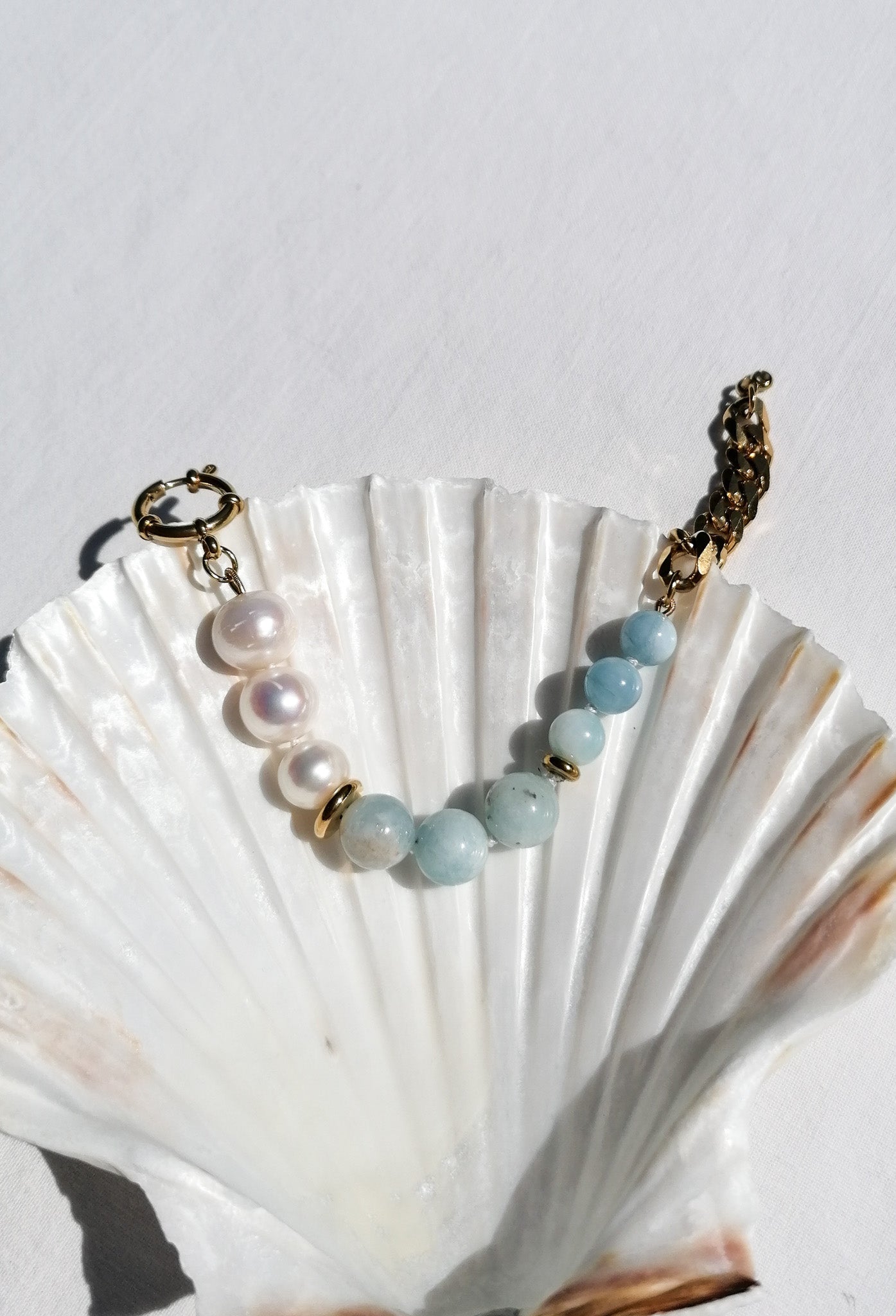 Aquamarine & pearl bracelet