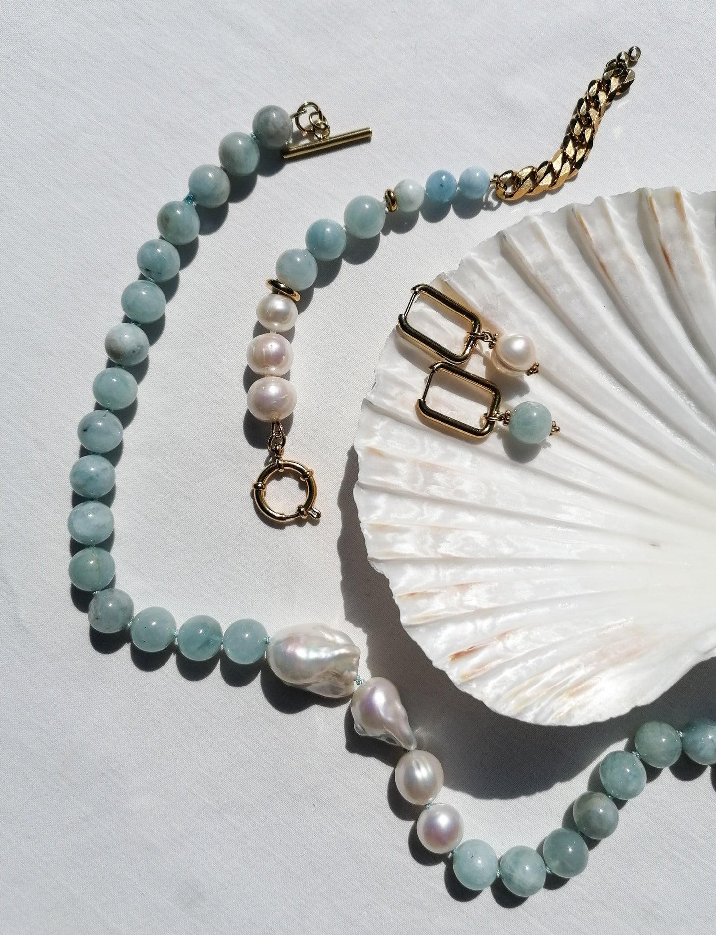 Aquamarine & pearl bracelet