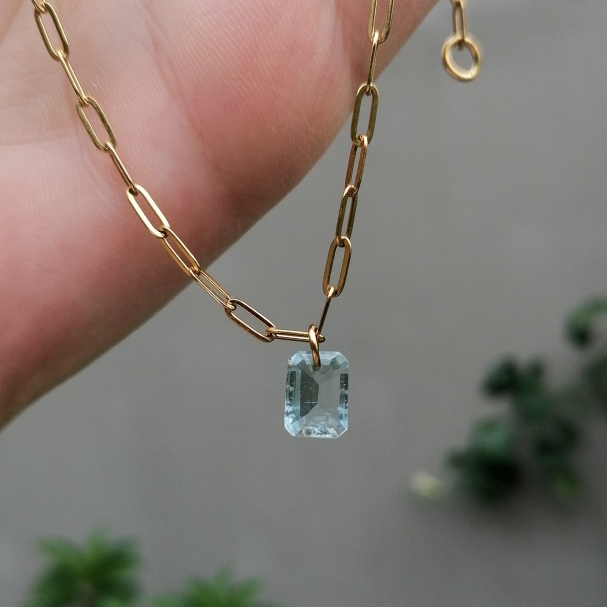 Aquamarine paperclip chain necklace