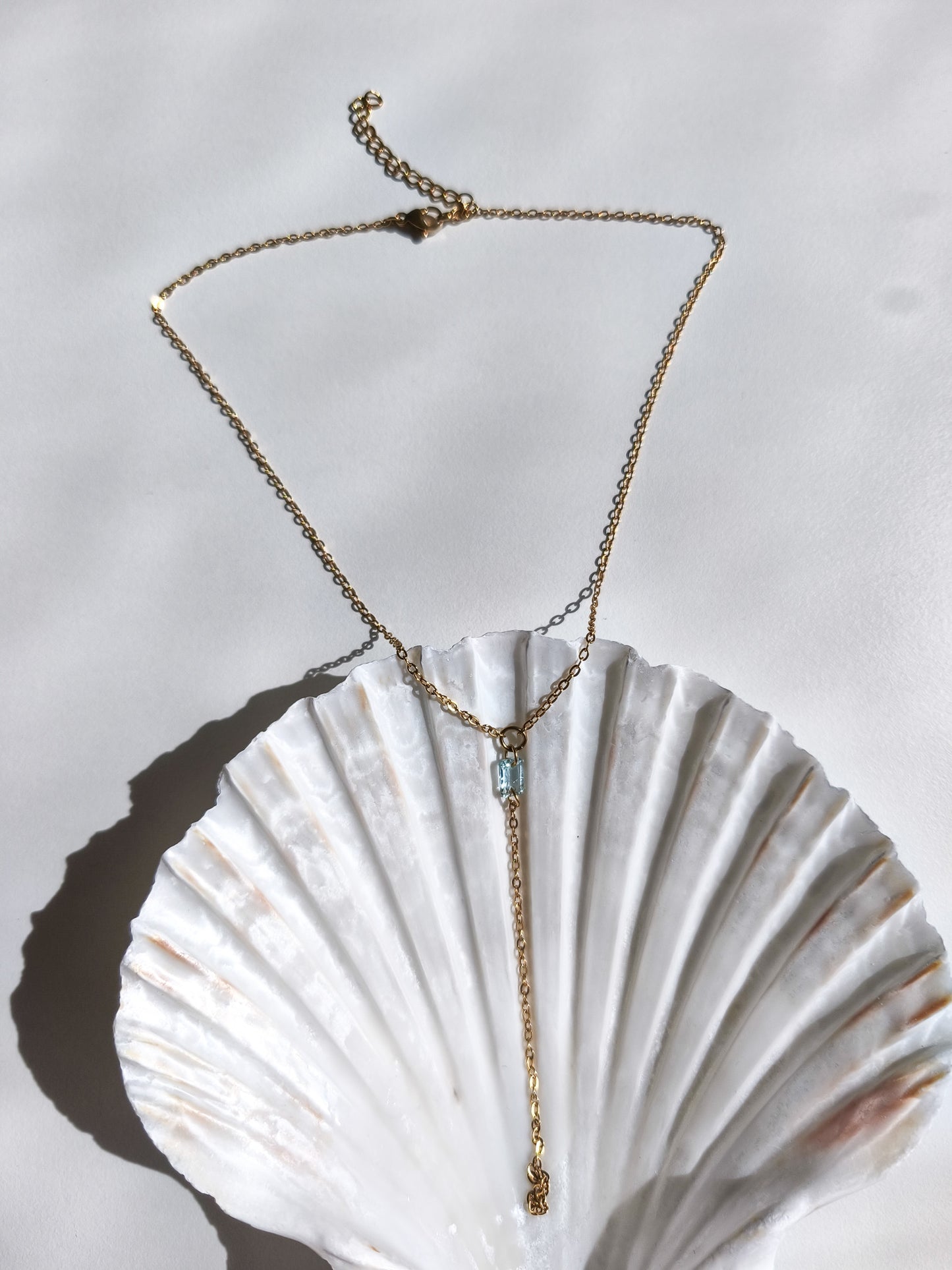 Aquamarine Y necklace