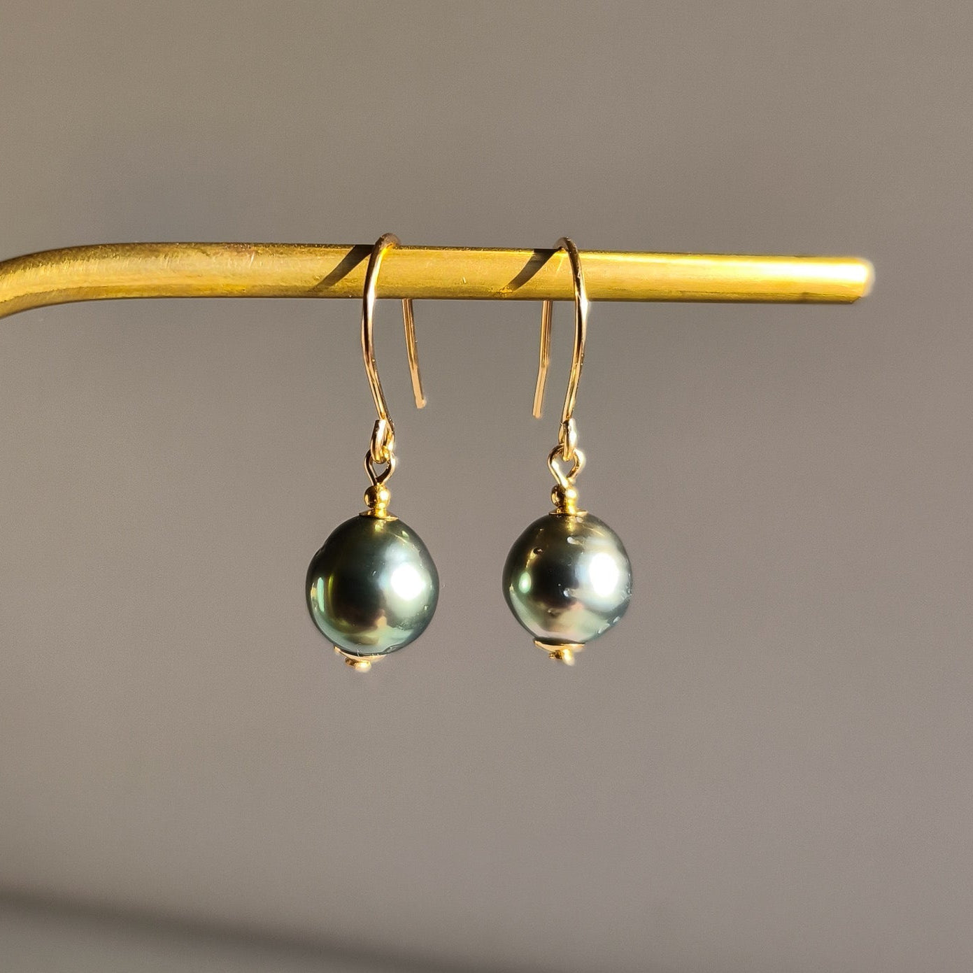 Náušnice z tahitských perel