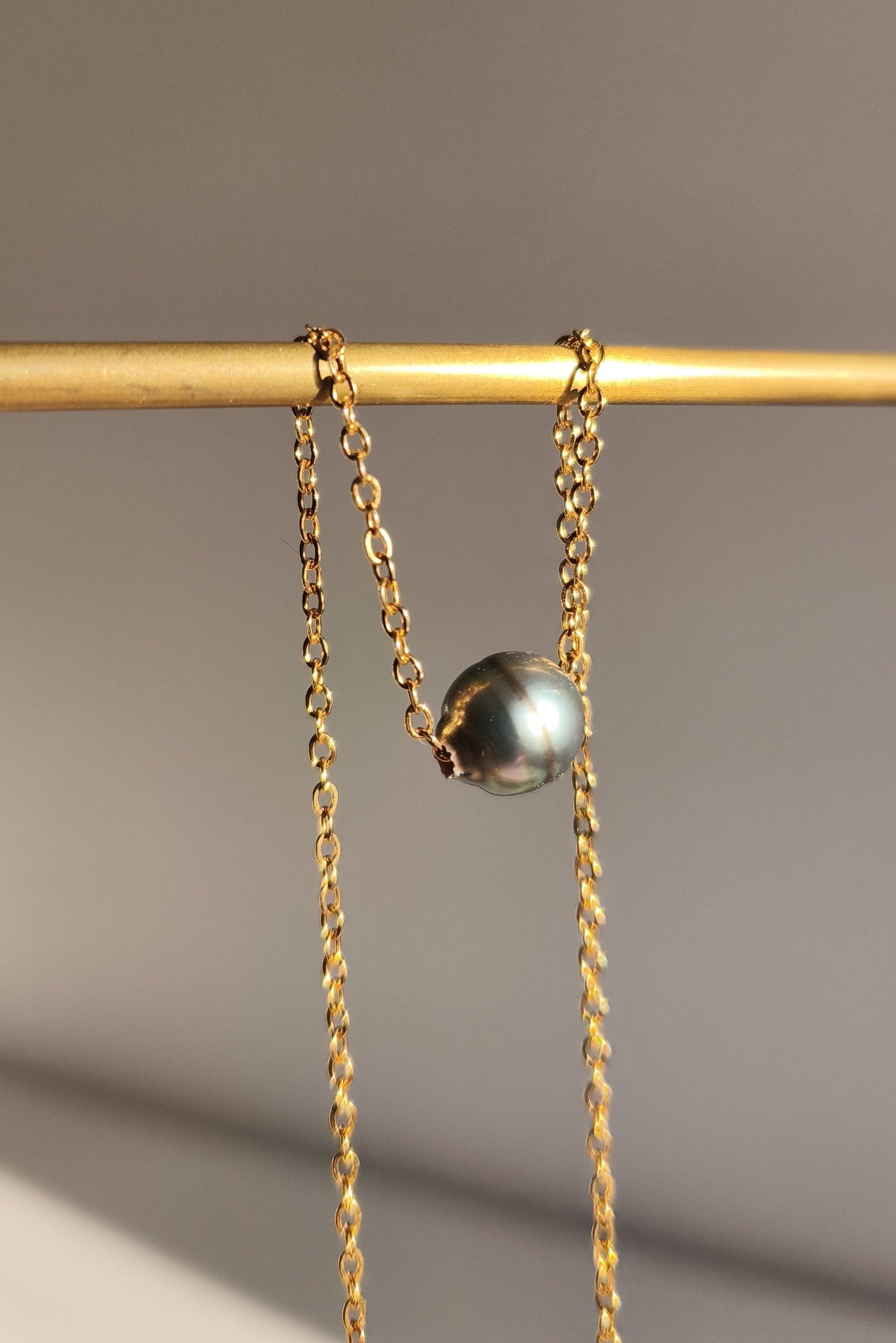 Řetízek s tahitskou perlou - zlatý