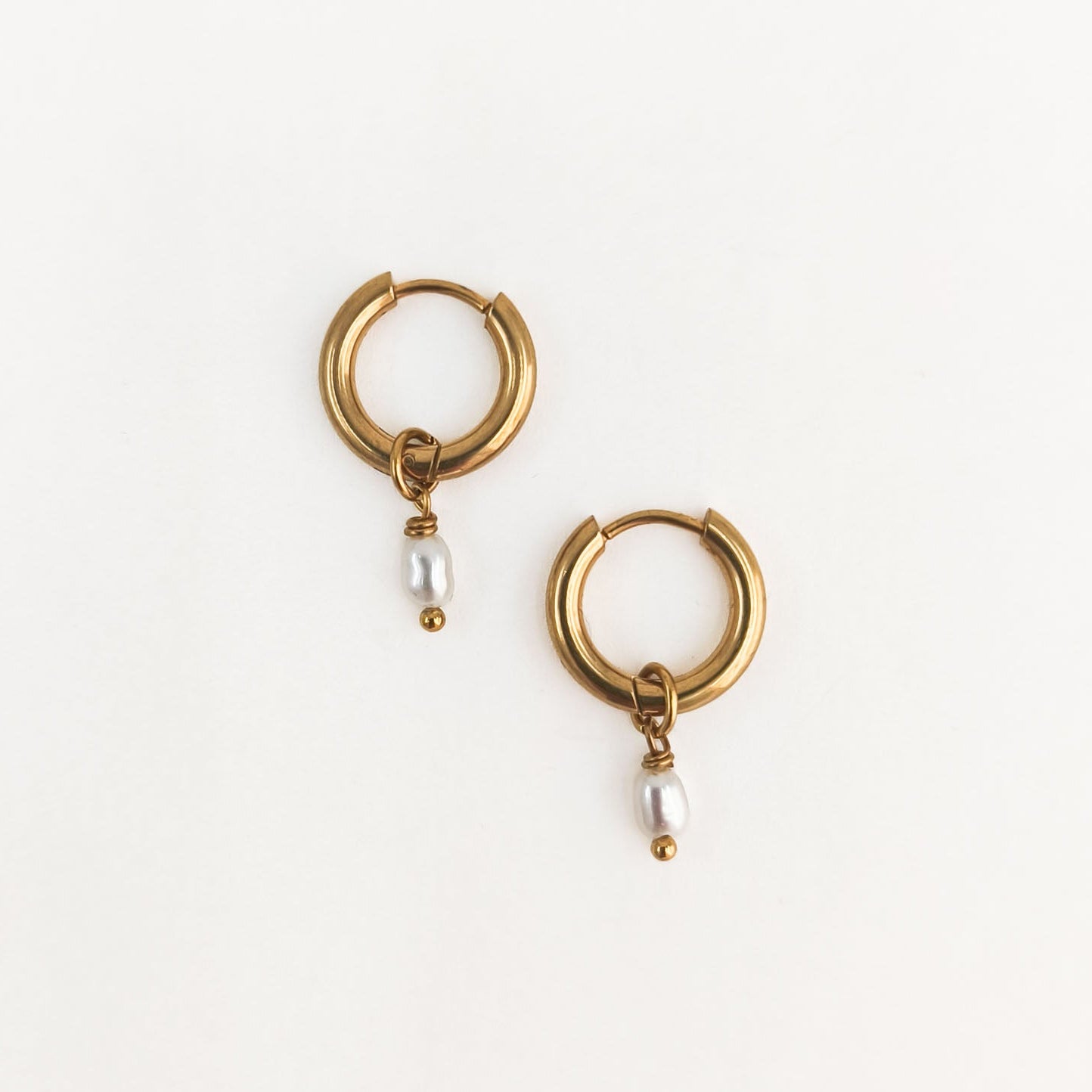 Petite earrings - gold