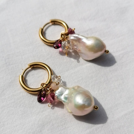 Jeweled pearl earrings - pink