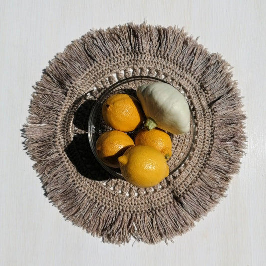 Blanket with fringes