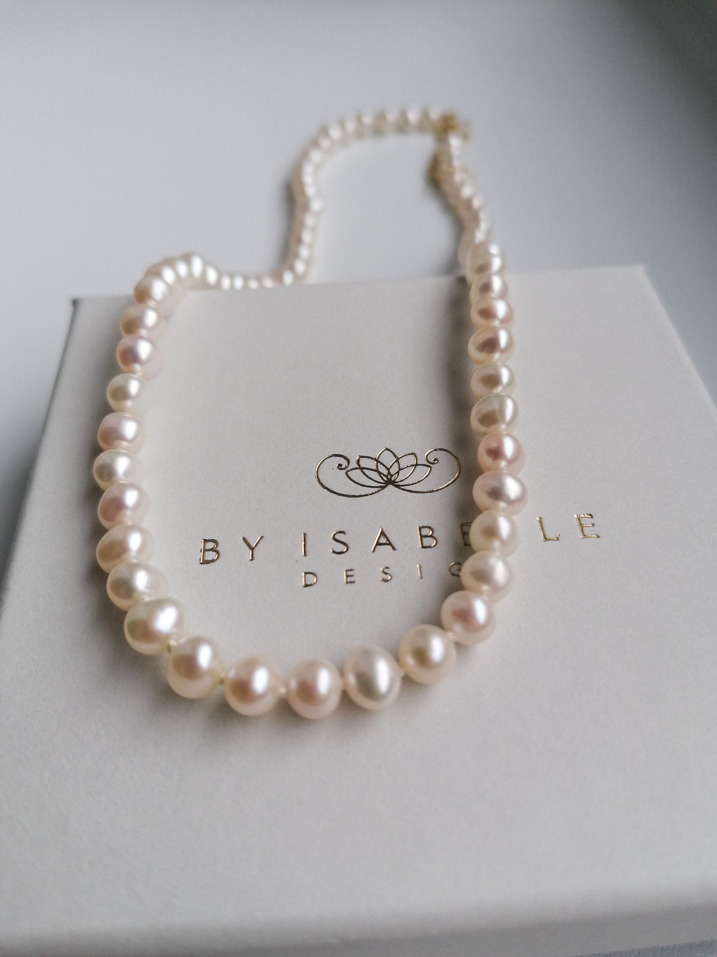 Classic pearl necklace - gold filled
