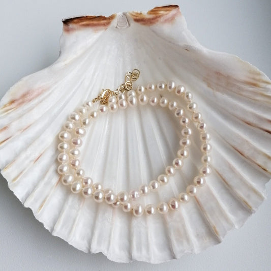 Classic pearl necklace - gold filled