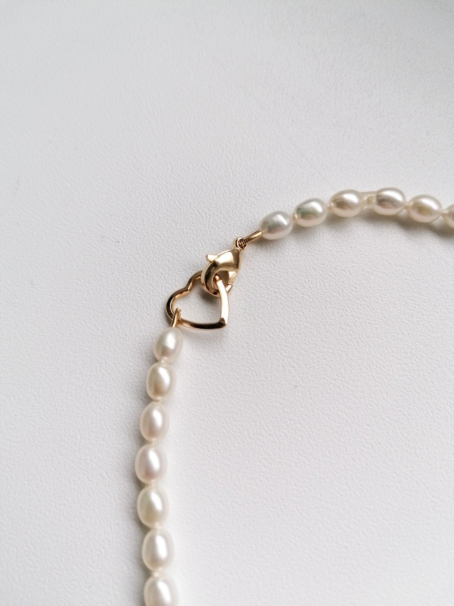 Graduated pearl nekclace - gold filled