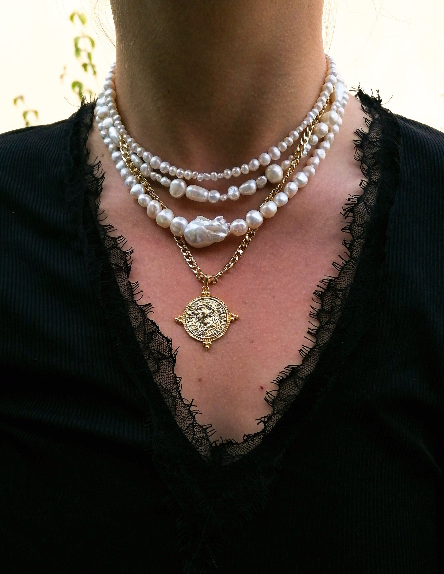 Isabela necklace