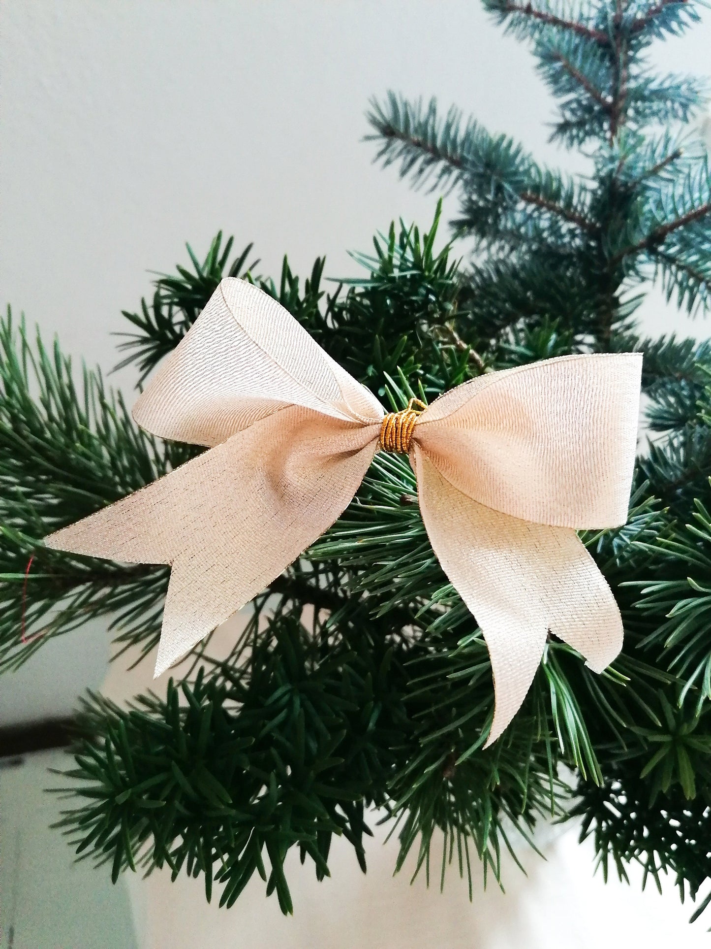 Gold bow ornaments