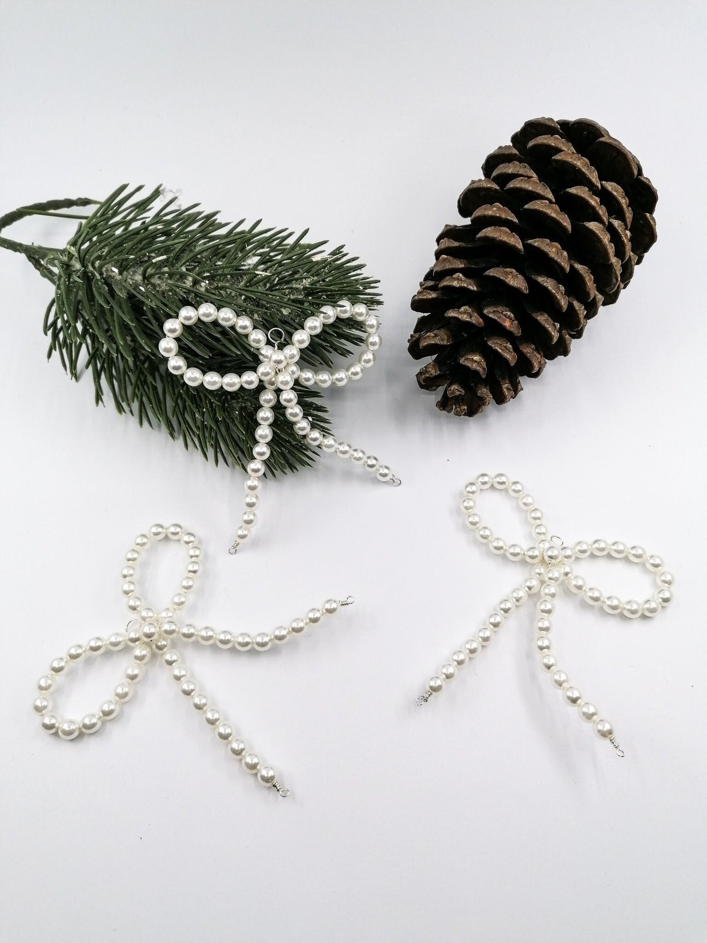 Pearl bow christmas ornaments